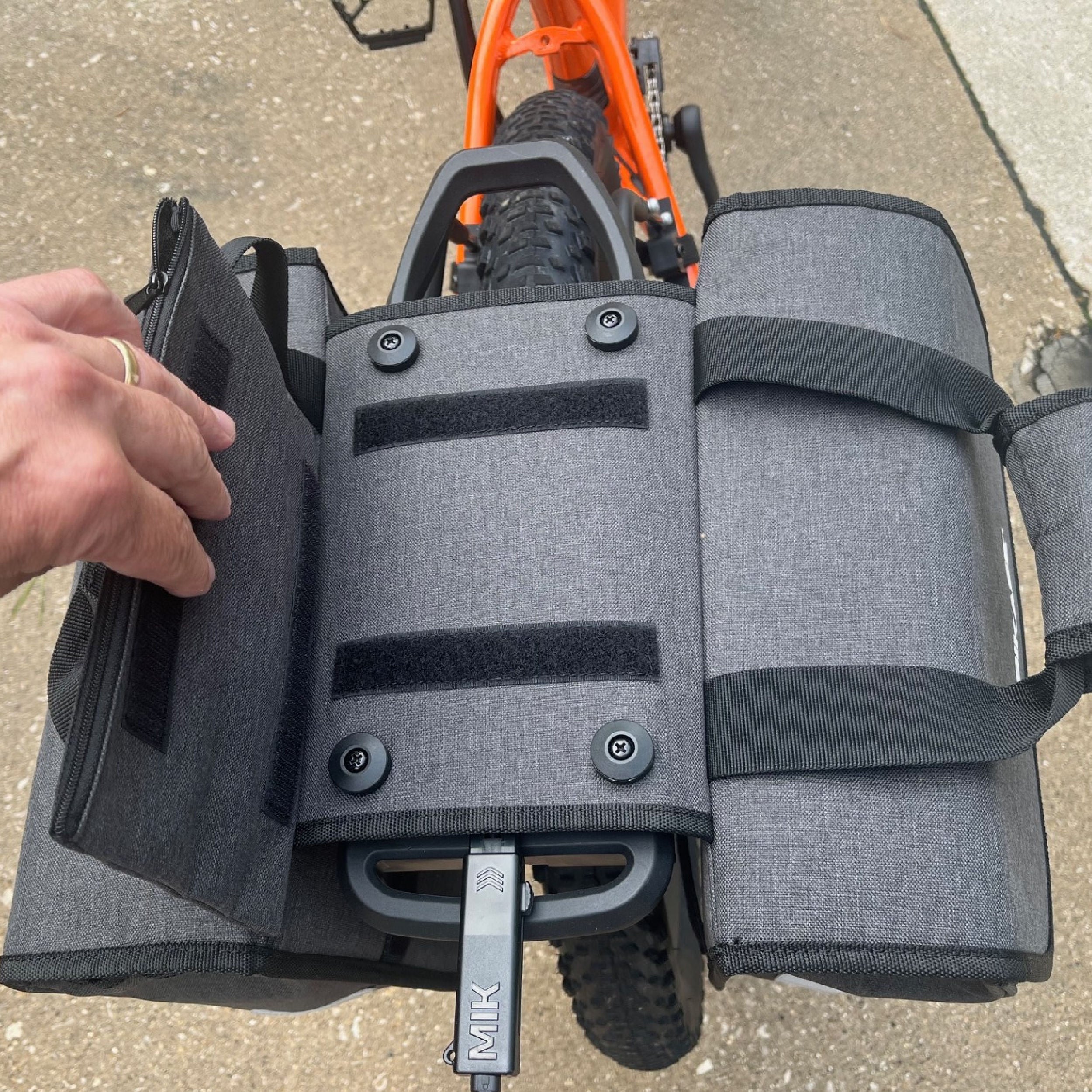 BiKASE MIK Twin Pannier Bags
